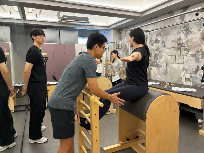 필라테스 호흡법 완벽 가이드 — 숨 하나로 스트레스가 사라진다 🌬️